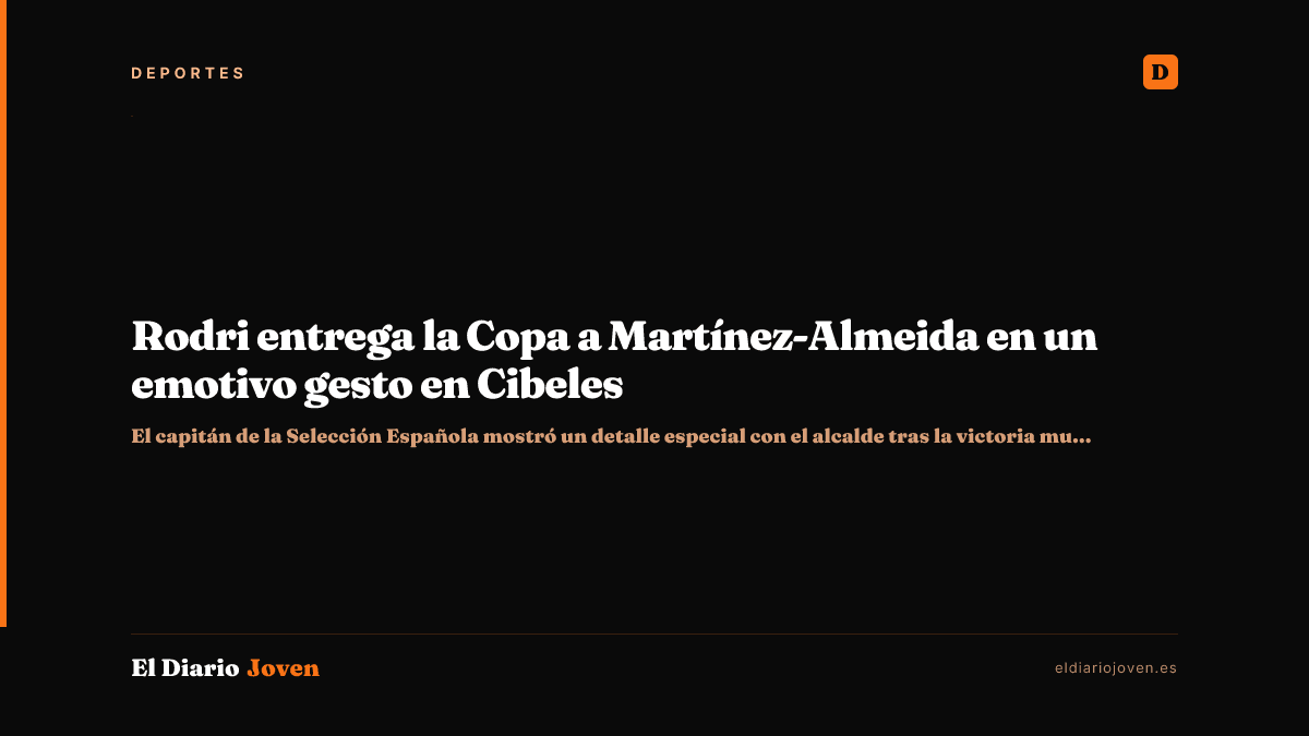 Rodri entrega la Copa a Martínez-Almeida en un emotivo gesto en Cibeles